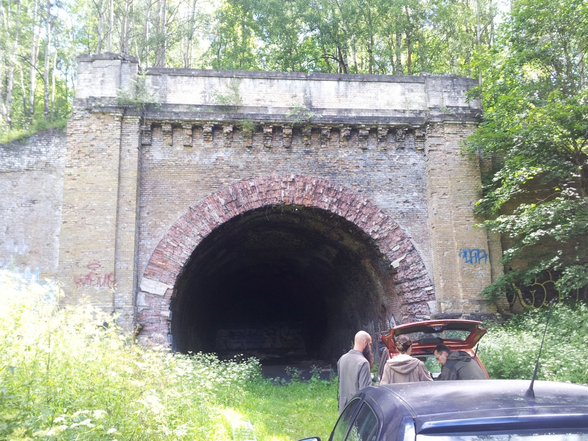 2-julius-von-bismarck-visits-the-tunnel-in-Paneriai-on-the-19th-of-July,-2016